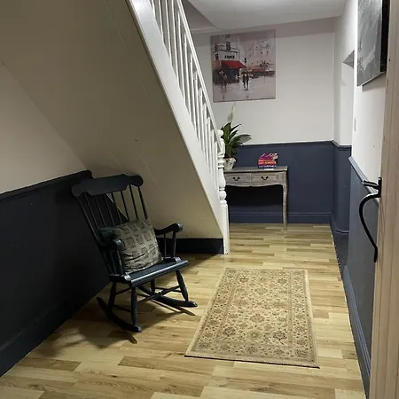 Semesterbostad Stunning 2-bedroomed *