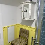 Dom wakacyjny Stunning 2-bedroomed